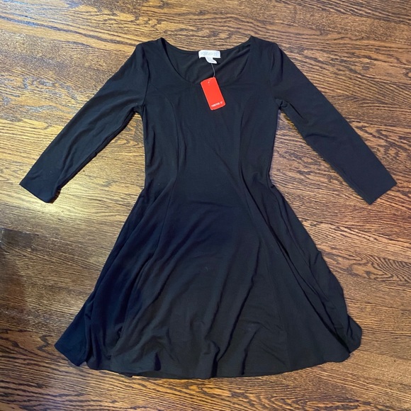 Forever 21 Dresses & Skirts - NWT 3/$15 Forever 21 Black Dress